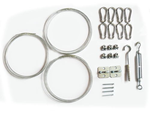 Mounting kit for a triangular sun sail with steel cables, carabiners, tensioners, and wall brackets on a white background